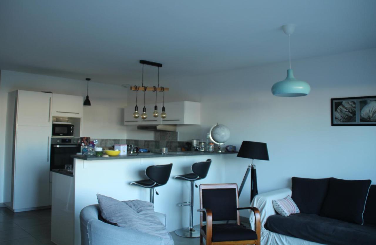 Jolie Chambre Dans Quartier Calme Eysines Buitenkant foto