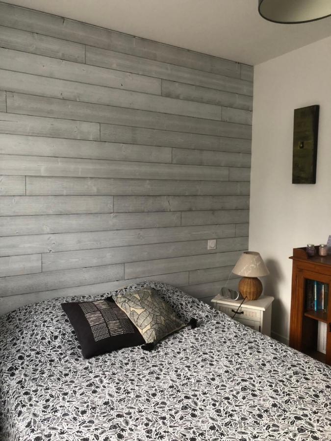 Jolie Chambre Dans Quartier Calme Eysines Buitenkant foto